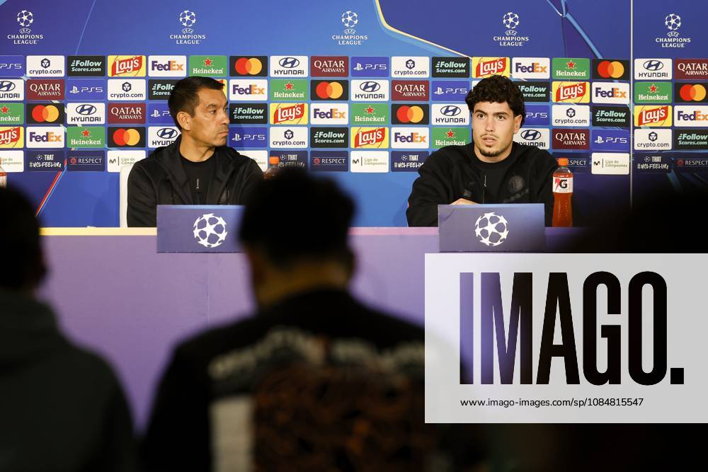 SEVILLE - Giovanni van Bronckhorst and Nacho Ferri of Feyenoord during a press conference, PK, Pressekonferenz the day before the Champions League match between Real Betis and Feyenoord at the La Cartuja de Sevilla stadium, on October 20, 2026 in Seville, Spain. BAS CZERWINSKI ANP ANPxSportx IVx 573082411 originalFilename: 573082411