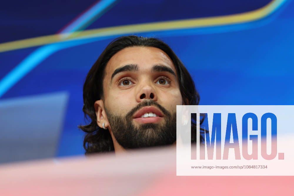 David Raya, Arsenal FC, No. 01 at the press conference, GER, press conference, Arsenal FC, soccer, UEFA Champions League, Matchday 3, group stage, 2026–2027 season, October 20, 2026, GER, press conference, Arsenal FC, soccer, UEFA Champions League, Matchday 3, group stage, 2026–2027 season, October 20, 2026, Munich