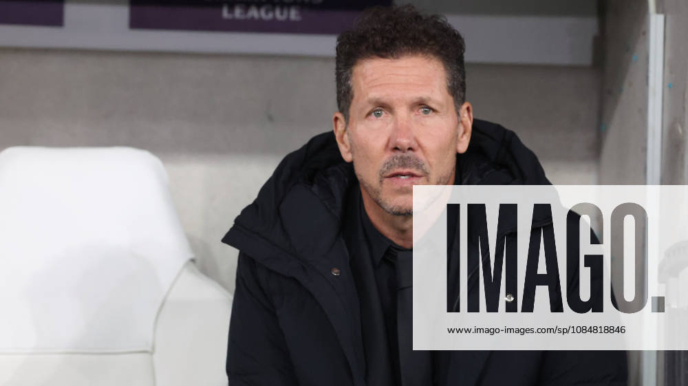Soccer, UEFA Champions League, VfB Stuttgart vs. Atlético Madrid, Diego Simeone, Coach of Atlético Madrid, Stuttgart