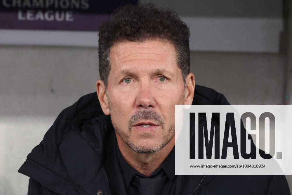 Soccer, UEFA Champions League, VfB Stuttgart vs. Atlético Madrid, Diego Simeone, Coach of Atlético Madrid, Stuttgart
