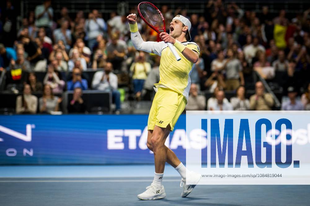 Zizou Bergs of Belgium celebrates after winning the European Open ATP, Tennis Herren tennis tournament in Brussels, on Tuesday 20 October. This year s edition of the tournament is taking place from 17 to 25 October JASPERxJACOBS x190421444x