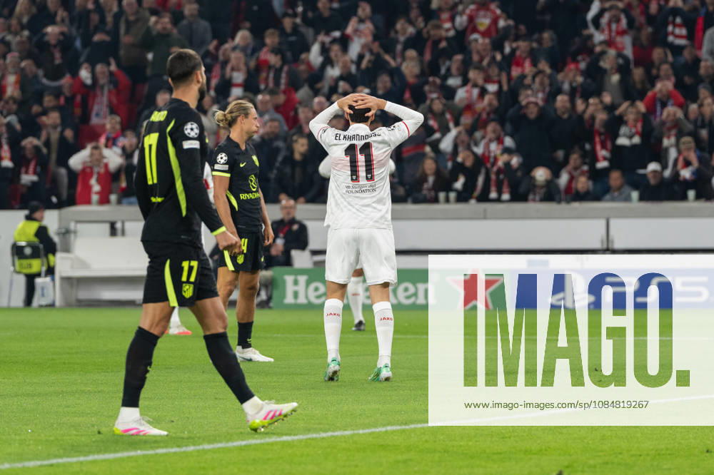 Soccer, UEFA Champions League, VfB Stuttgart vs. Atlético Madrid, Bilal El Khannouss 11 (left), VfB Stuttgart disappointed after missing a scoring opportunity, Stuttgart