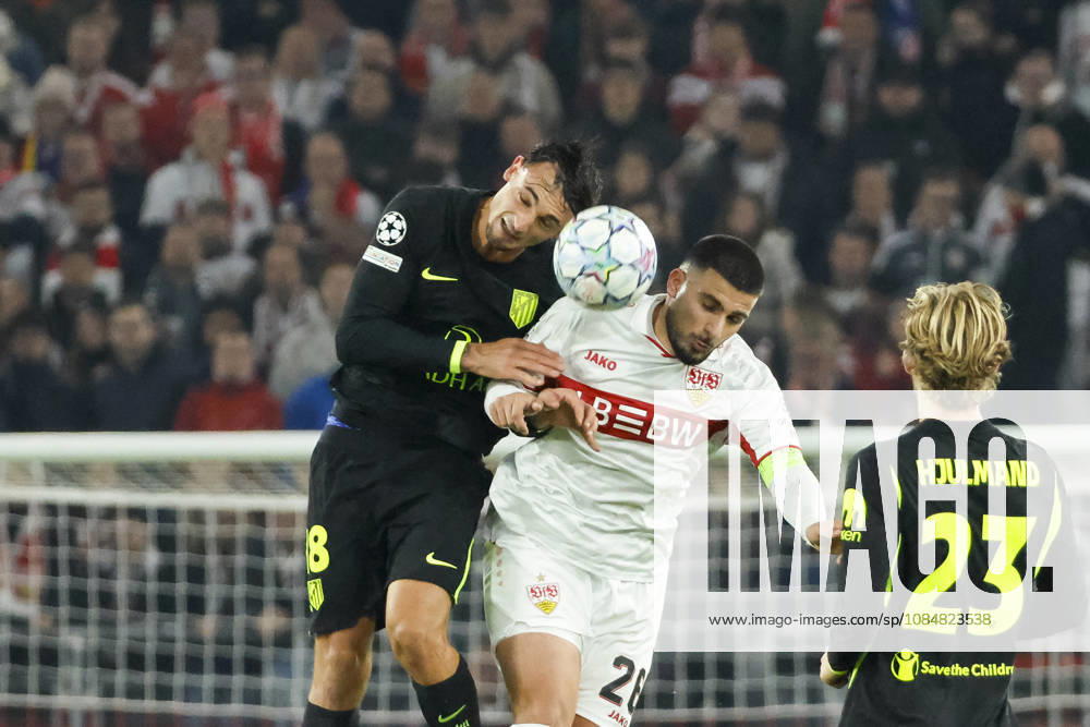 Marc Pubill of Atlético Madrid, 18, and Deniz Undav of VfB Stuttgart, 26, in a header duel, Germany, soccer, UEFA Champions League, Matchday 3, 2026–2027, VfB Stuttgart vs. Atlético Madrid, October 20, 2026, Stuttgart Arena, Stuttgart, Germany