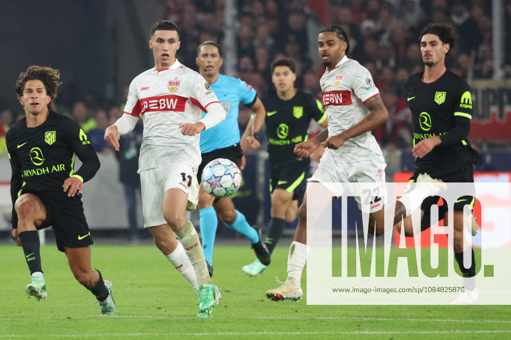 Soccer, UEFA Champions League, VfB Stuttgart vs. Atlético Madrid, Giuliano Simeone (Atlético Madrid), Bilal El Khannouss (VfB Stuttgart), Stuttgart