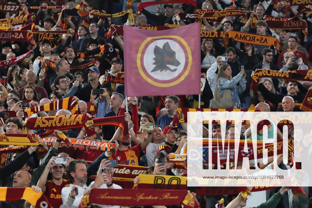 SOCCER - UEFA Champions League - AS Roma vs. Slovan Bratislava Photo by IPA ABACAPRESS.COM89963154 - October 20, 2026 Champions League: Roma vs. Slovan Bratislava In the photo: Fans (Photo by Gino Mancini) Roma Italy