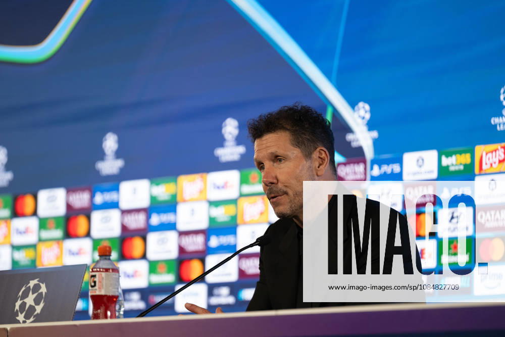 Germany, Soccer, Men s, UEFA Champions League, 2026–2027 Season, Matchday 3, VfB Stuttgart vs. Atlético Madrid, Post-match press conference, Stuttgart MHP Arena, Baden-Württemberg, Germany