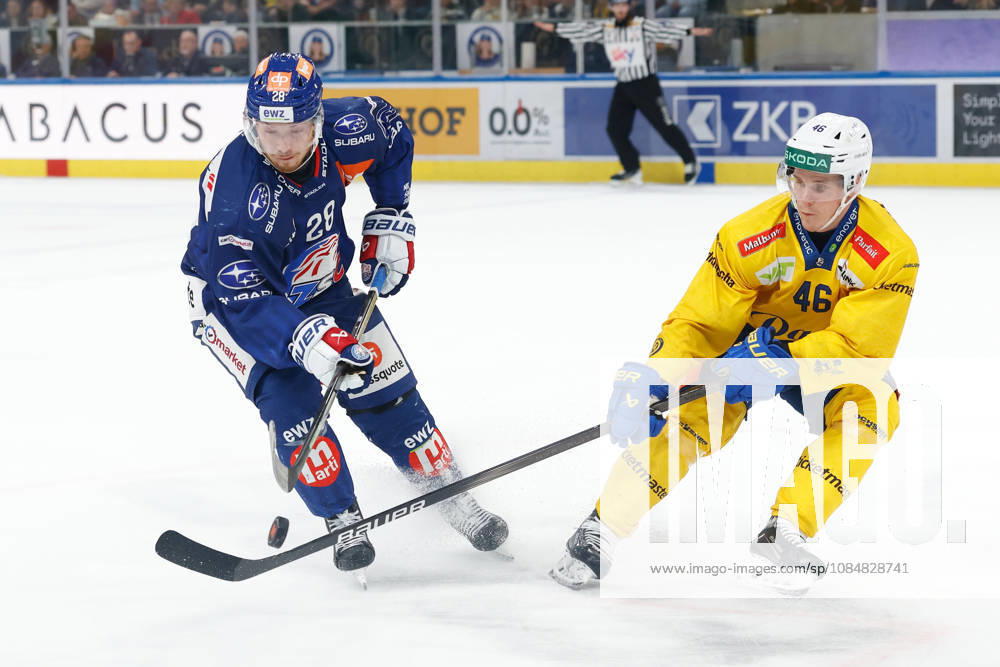 Swiss Life Arena, Zurich, SWITZERLAND, 2026–2027 Season, Men s Ice Hockey National League: ZSC Lions vs. HC Davos, Jesper Froeden (ZSC Lions) vs. Dominik Egli (HC Davos)