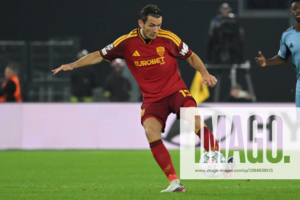 2026,Roma-Slovan Bratislava Marten De Roon of Roma during the Champions League match Championship phase Matchday 3 Roma-Slovan Bratislava at the Stadio Olimpico. Rome (Italy), October 20, 2026 during the Champions League match Championship phase Matchday 3 Roma-Slovan Bratislava at the Stadio Olimpico. Rome (Italy), October 20, 2026 Imago-images Emmefoto