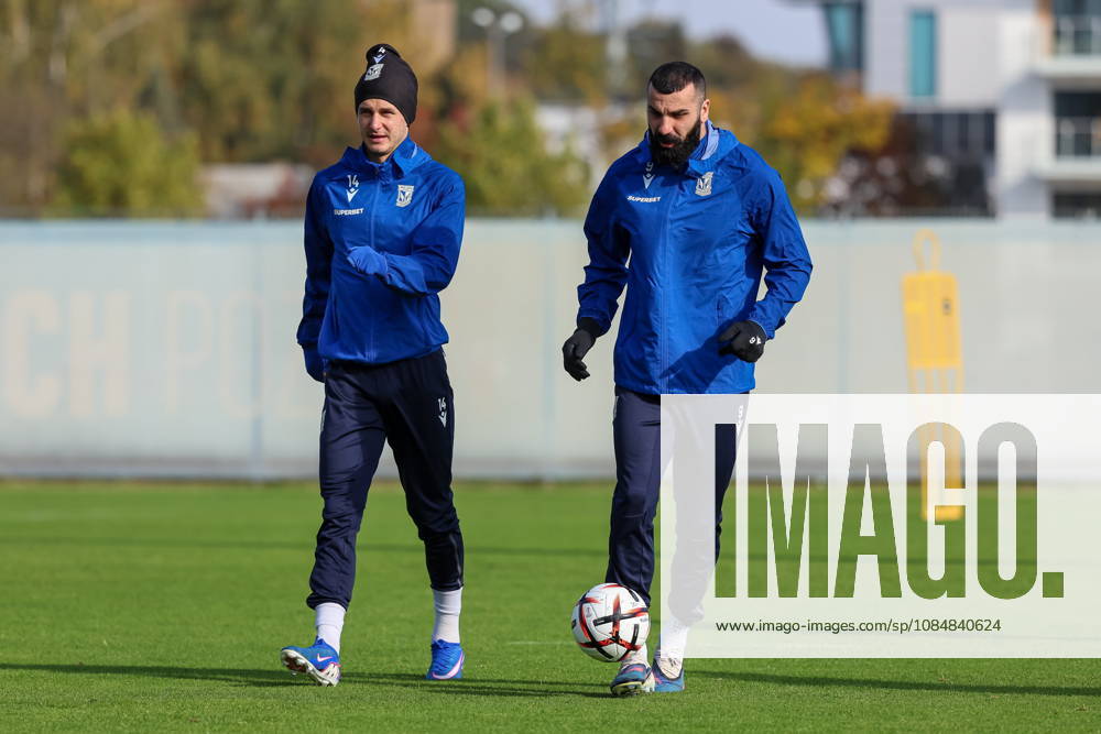 2026.10.21 Poznan Pilka nozna UEFA Liga Europy faza ligowa sezon 2026 2027 Trening Lech Poznan przed meczem z AFC Sunderland N z Daniel Hakans Mikael Ishak Foto Pawel Jaskolka PressFocus 2026.10.21 Poznan Football Europa League League Phase 2026 2027 Lech Poznan training session before AFC Sunderland game Credit: Pawel Jaskolka PressFocus NEWSPIX.PL --- newspix.pl