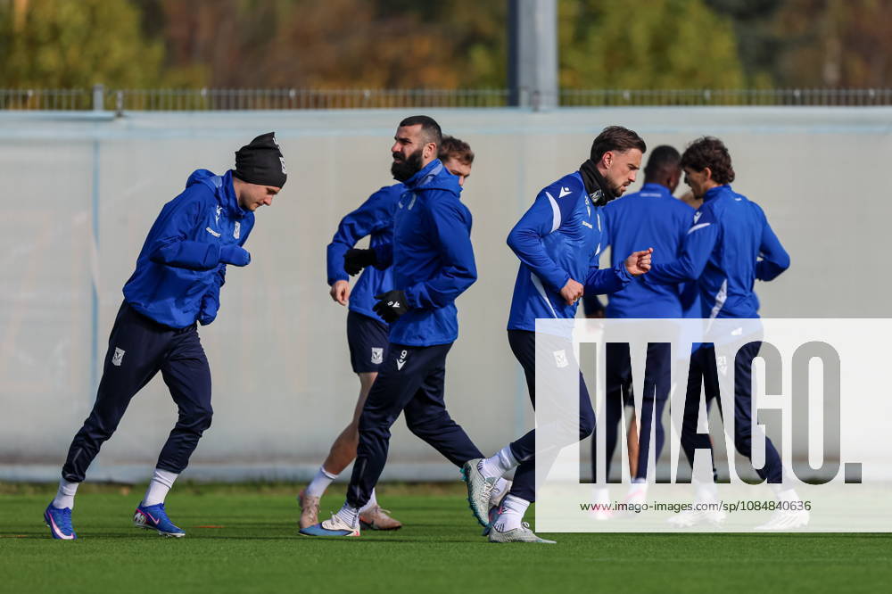 2026.10.21 Poznan Pilka nozna UEFA Liga Europy faza ligowa sezon 2026 2027 Trening Lech Poznan przed meczem z AFC Sunderland N z Leo Bengtsson Mikael Ishak Filip Jagiello Foto Pawel Jaskolka PressFocus 2026.10.21 Poznan Football Europa League League Phase 2026 2027 Lech Poznan training session before AFC Sunderland game Credit: Pawel Jaskolka PressFocus NEWSPIX.PL --- newspix.pl