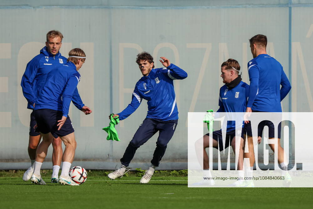 2026.10.21 Poznan Pilka nozna UEFA Liga Europy faza ligowa sezon 2026 2027 Trening Lech Poznan przed meczem z AFC Sunderland N z Mateusz Skrzypczak Pablo Rodriguez Foto Pawel Jaskolka PressFocus 2026.10.21 Poznan Football Europa League League Phase 2026 2027 Lech Poznan training session before AFC Sunderland game Credit: Pawel Jaskolka PressFocus NEWSPIX.PL --- newspix.pl