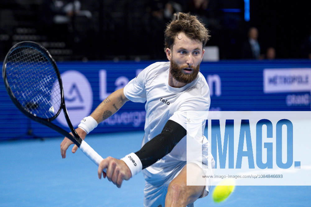 TENNIS : ATP, Tennis Herren 250 - Grand Tennis AURA - Decines (France) 21 10 2026 Corentin Moutet (FRA) vs Felix Balshaw (FRA) during the tournament of the Auvergne Rhône-Alpes Grand Prix at the LDLC Arena in Décines on October 21, 2026. Photo Sandrine Thesillat PsNewZ