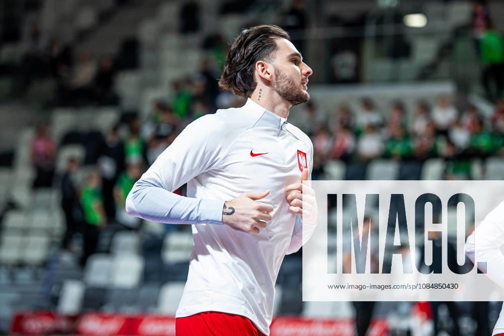 GORZOW, ARENA GORZOW, FUTSAL, ELIMINACJE MISTRZOSTW SWIATA (FIFA FUTSAL WORLD CUP 2028 QUALIFICATION), MECZ POLSKA - BOSNIA I HERZEGOWINA (POLAND - BOSNIA AND HERZEGOVINA) NZ rozgrzewka reprezentacji polski GABRIEL GOES FOTO LUKASZ SKWIOT CYFRASPORT NEWSPIX.PL --- Newspix.pl 20261021CSLS00011