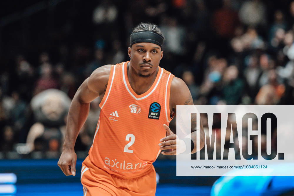 Game Day 4 of the Basketball Eurocup: Niners Chemnitz vs. Slask Wroclaw, October 21, 2026, starting at 7:00 p.m., Chemnitz, Chemnitz Arena. In Photo 02: Stefan Smith. Game Day 4 of the Basketball Eurocup: Niners Chemnitz vs. Slask Wroclaw, Chemnitz, Saxony, Germany