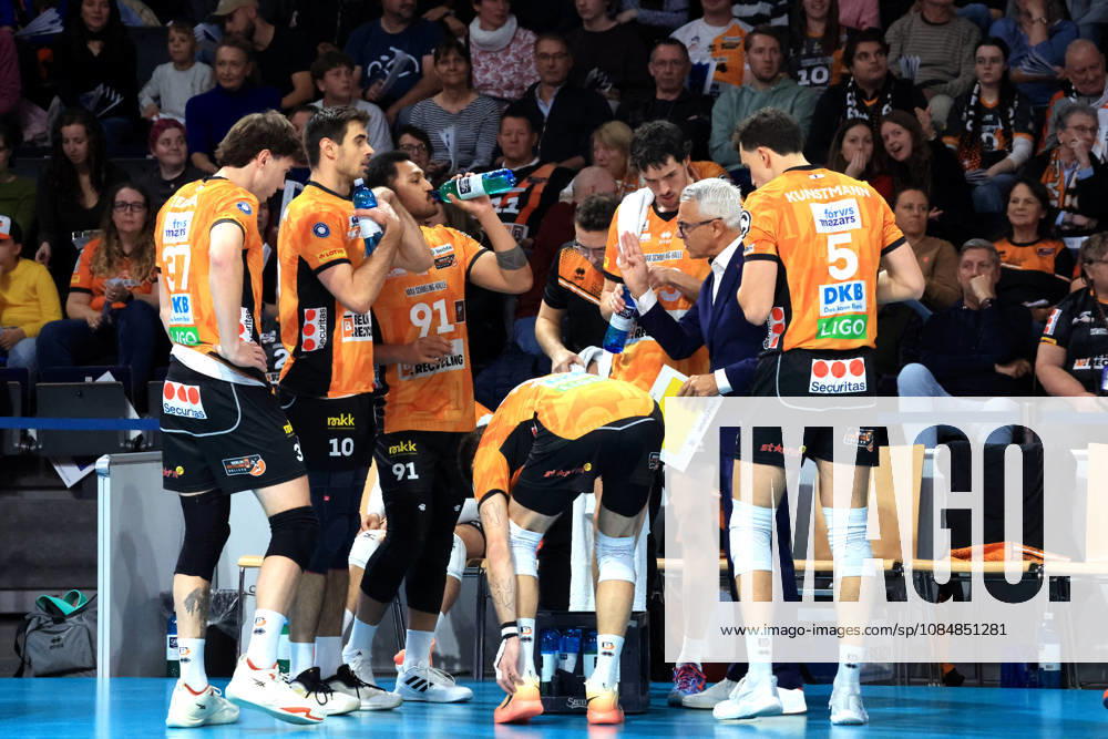 Germany, GER, DEU, Volleyball 1st Bundesliga, Day 1, 2026–2027 Season, Berlin, BR Volleys vs. FT Freiburg Coach Andrea Anastasi BR Volleys, BR Volleys Players nordphoto GmbH Engler Berlin Max Schmeling Hall Berlin Germany