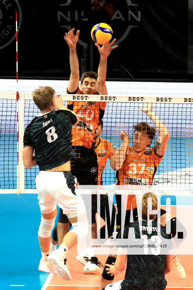 Germany, GER, DEU, Volleyball 1st Bundesliga, Day 1, 2026–2027 Season, Berlin, BR Volleys vs. FT Freiburg Daniel Malescha BR Volleys 10, Nicolás Zerba BR Volleys 37, Anton Jung FT 1844 Freiburg 8, Jannik Brentel, FT 1844 Freiburg 13, nordphoto GmbH, Engler Berlin, Max Schmeling Hall, Berlin, Germany