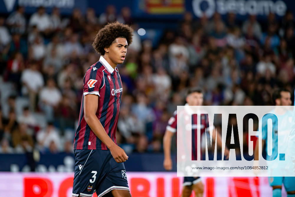 IFEANYI NDUKWE of Levante UD during the LaLiga EA Sports, match between Levante UD and Athletic Club at Ciutat de Valencia stadium Valencia Spain - ZUMAs385 20261021_zsp_s385_013