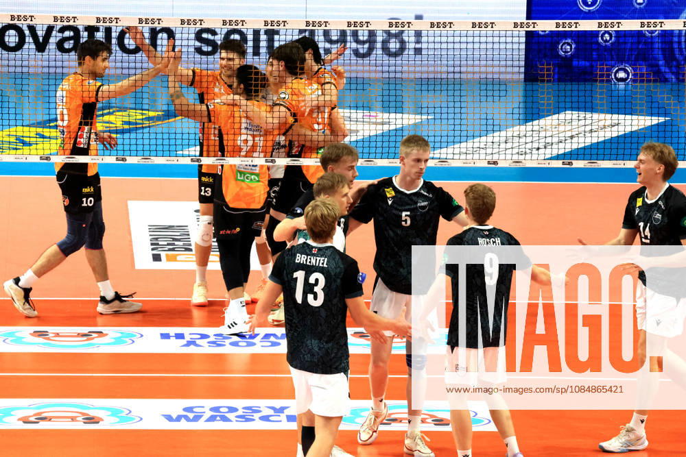 Germany, GER, DEU, Volleyball 1st Bundesliga, Day 1, 2026–2027 Season, Berlin, BR Volleys vs. FT Freiburg BR Volleys Players Group, Freiburg Players Group nordphoto GmbH Engler Berlin Max Schmeling Hall Berlin Germany