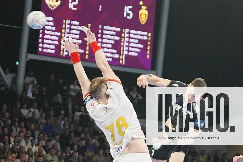 Nantes 21 Octobre 2026 7 Ihor Turchenko of HBC Nantes during the EHF Champions League, handball match between HBC Nantes and Vardar Skopje on 21 October 2026 at H Arena in Nantes, France - Photo HANDBALL - CHAMPIONS LEAGUE - NANTES V VARDA SKOPJE - 21 10 2026 - ZUMAl193 20261021_zsp_l193_018