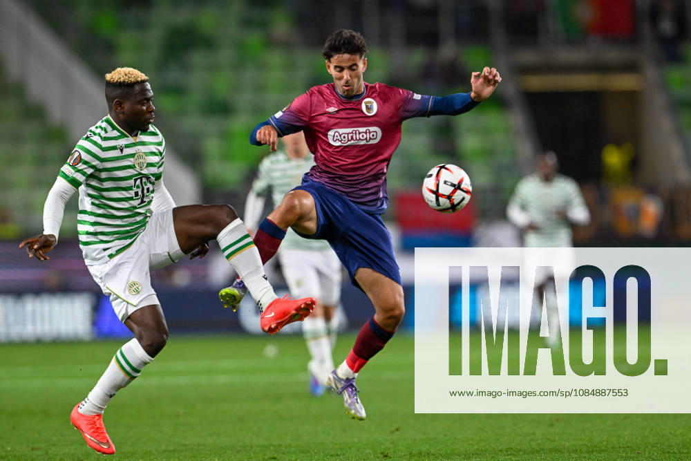 IPA90039000 - Alejandro Alfaro (SCU Torreense) in action against Yusuf Bamidele (Ferencvarosi TC) during Matchday 3 of the UEFA Europa League, in the match between Ferencvaros T.C. and SCU Torreense on October 22, 2026, at Ferencvaros Stadion, Budapest, Hungary