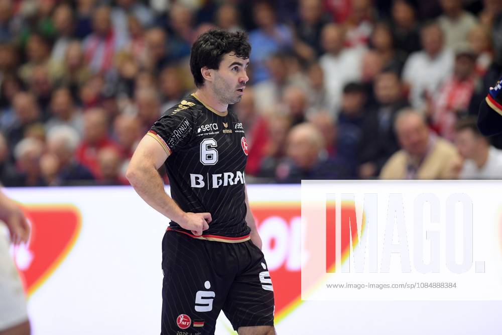 Erik Balenciaga, MT Melsungen 6: Disappointed, Frustrated, Emotion, GER, MT Melsungen vs. Orlen Wisla Plock (POL), Handball, Men s Champions League, Group Matches, 2026–2027 Season, October 22, 2026, GER, MT Melsungen vs. Orlen Wisla Plock, Men’s Champions League, Group Match, 2026–2027 Season, October 22, 2026, Kassel