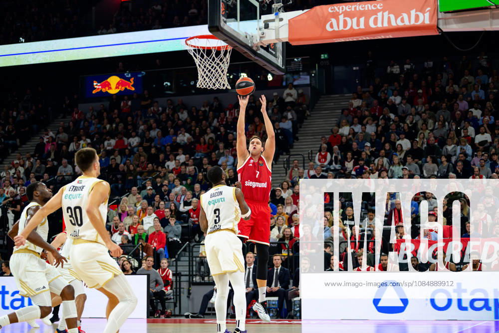 Basketball, EuroLeague, 20261022, FC Bayern Munich Dubai Basketball Pictured: Johannes Voigtmann, Bayern, 7, Munich, SAP Garden, Bayern, Germany