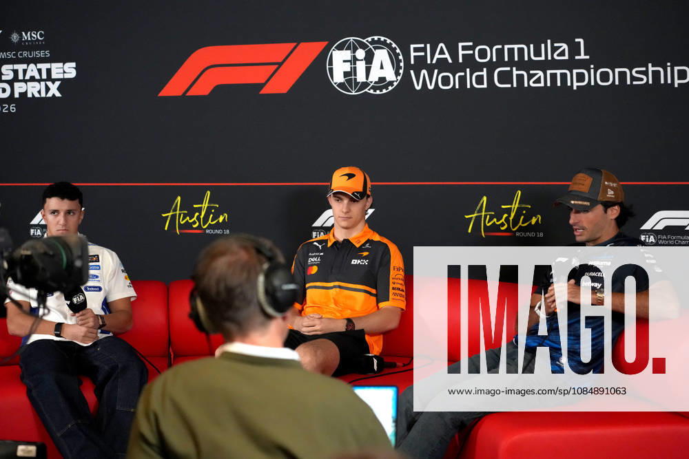 Circuit of The Americas, Austin, FORMULA 1 MSC CRUISES UNITED STATES GRAND PRIX 2026; pictured: Isack Hadjar (FRA), Oracle Red Bull Racing; Oscar Piastri (AUS), McLaren Mastercard F1 Team; Carlos Sainz Jr. (ESP), Atlassian Williams F1 Team. Photo by Hasan Bratic, DeFodi Images