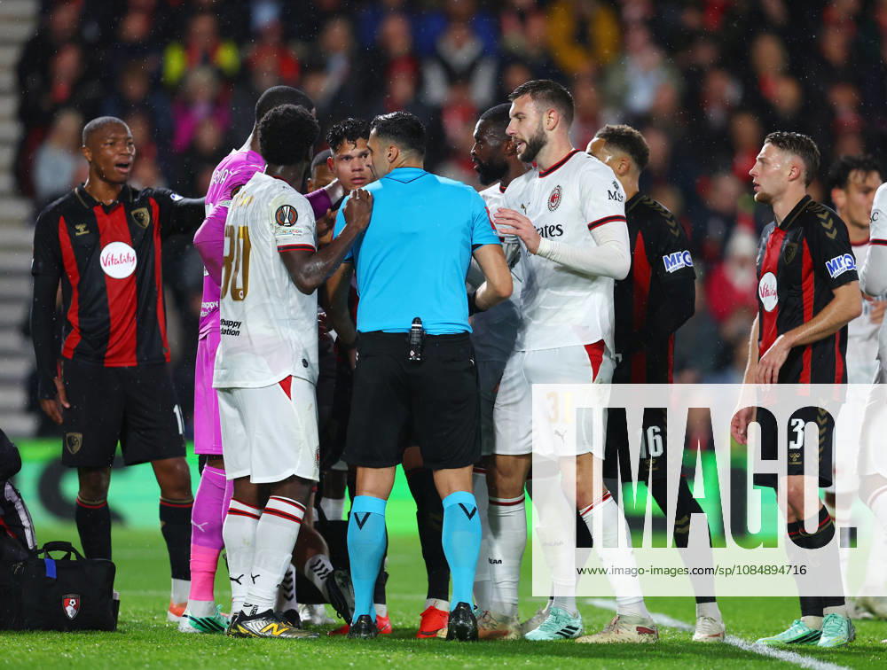 Bournemouth, England, 22nd October 2026. Strahinja Pavlovic of AC Milan (c) argues with referee Vassilis Fotias after he sent off Mike Maignan of AC Milan (2l) during the AFC Bournemouth vs AC Milan UEFA Europa League match at the Vitality Stadium, Bournemouth. Picture credit should read: Paul Terry Sportimage . SPI_037_PT_Bournmouthmouth_AC_Milan SPI-5092-0037