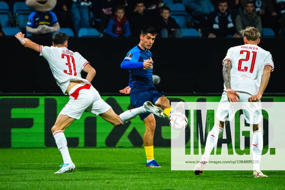Dominik Schmid of Salzburg (L) in action during the UEFA Europa League match between Celje (Slovenia) and Salzburg (Austria) at Stadion Celje, Celje on October 22, 2026 in Celje, Slovenia. (Photo by Andraz Corel Sports Press Photo).