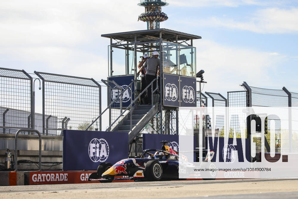 AUTO - F1 ACADEMY 2026 - AUSTIN 21 PALMOWSKI Alisha (uk), Campos racing supported by Red Bull racing, Tatuus F4-T421, action during the 5th round of the 2026 F1 Academy from October 23 to 25, 2026 on the Circuit of the America, in Austin, Texas, United States of America - AustinUnited States