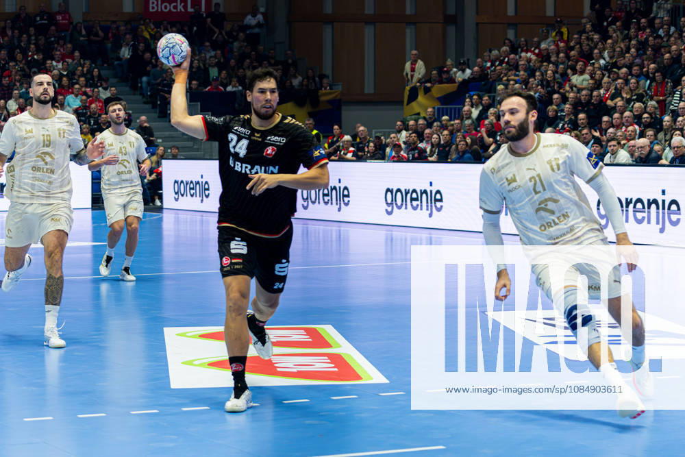 EHF Champions League 2026–2027 Group Stage Group B Match 5 MT Melsungen vs. Orlen Wisla Plock Pictured: Daniel Dujshebaev of MT taking a shot at the goal in Rothenbach Halle, Hesse