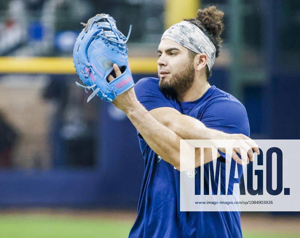 Tampa Bay Rays first baseman Jonathan Aranda stretches during team workouts for the World Series between the Tampa Bay Rays and the Milwaukee Brewers at American Family Field in Milwaukee, Wisconsin on Thursday, October 22, 2026. The World Series starts Friday, October 23rd. MIL20261022829 TANNENxMAURY