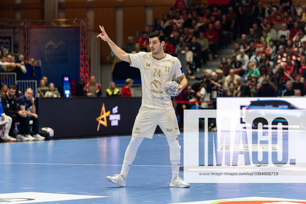 EHF Champions League 2026–2027 Group Stage Group B Match 5 MT Melsungen vs. Orlen Wisla Plock Pictured: Gergo Fazekas (SPR) gesturing on the court at Rothenbach Halle in Hesse