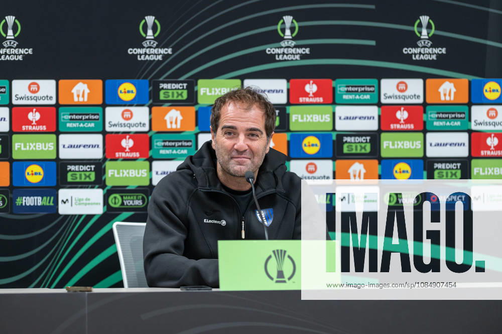 Inter Club Escaldes v Universitatae Craiova - UEFA Conference League Felipe Ortiz, head coach of Inter Club d Escaldes, speaks during a press conference, PK, Pressekonferenz following the UEFA Conference League match between Inter Club d Escaldes and Universitatea Craiova at New FAF Stadium in Encamp, Andorra, on October 22, 2026. Encamp Andorra Andorra