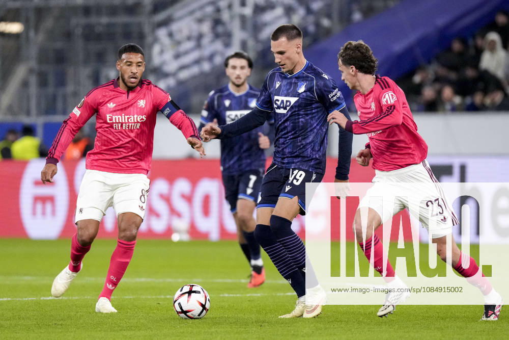 V li Corentin Tolisso OL, 8, Tim Lemperle Hoffenheim, 19, Tyler Morton OL, 23, tackle, game scene, duel, tackle, tackling, dynamics, action, 10 22 2026, Sinsheim, Germany, soccer, UEFA Europa League, TSG 1899 Hoffenheim vs. Olympique Lyon, DFB and DFL regulations prohibit any use of photographs as image sequences and or quasi-video