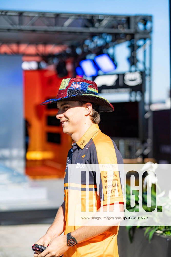 2026 Formula 1 MSC Cruises United States Grand Prix - Pilots OSCAR PIASTRI 81 (AUS) of McLaren Mastercard Formula 1 Team (McLaren MCL40) with a cowboy hat on Friday during the Formula 1 United States Grand Prix 2026 at Circuit of The Americas in Austin, Texas, United States, on October 23, 2026. Photo by Antoine LAPEYRE Reveries Agency via ABACAPRESS.COM Austin United States