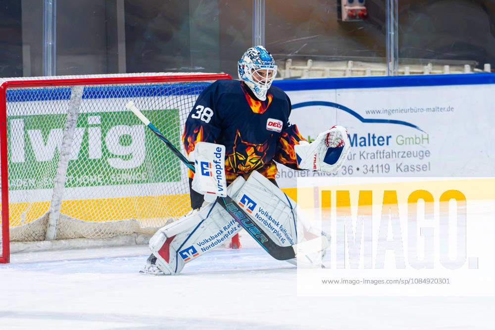 Kassel, Germany, October 22, 2026; DEL2 2026–2027, Game 11: Kassel Huskies vs. Blue Devils Weiden. Pictured: Goaltender Kristian Hufsky, BDW, Probonio Arena, Hesse