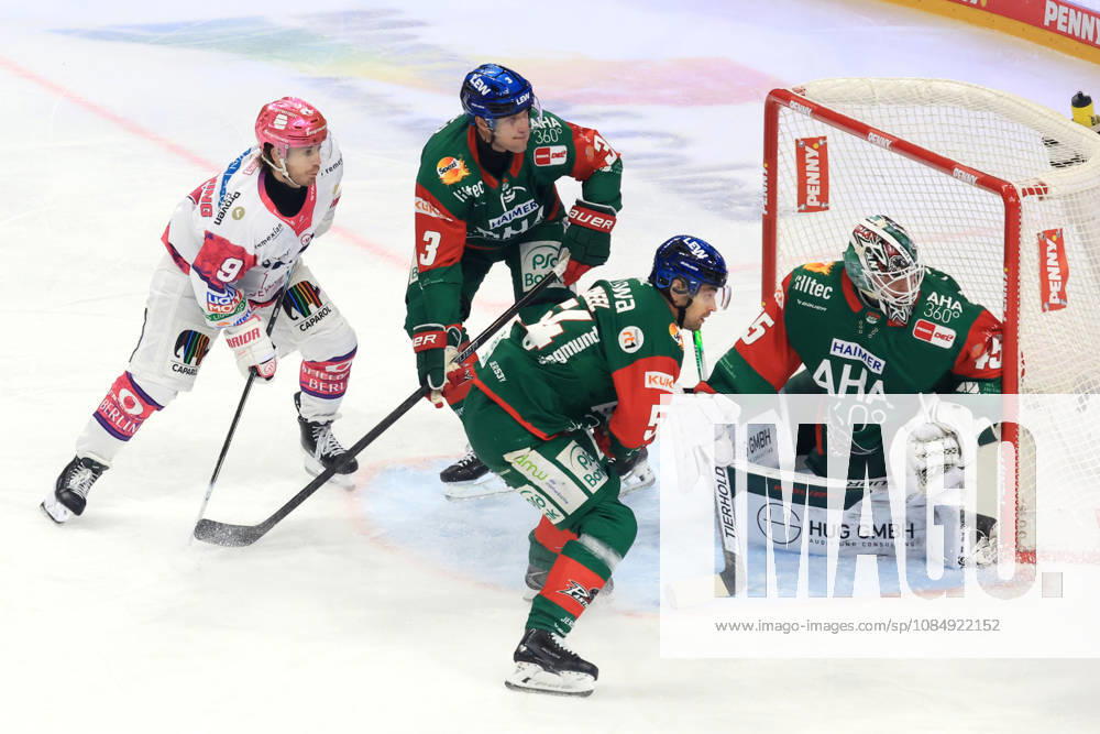 DEU, GER, Ice Hockey, Matchday 11, 2026–27 Season, Berlin, Eisbären Berlin vs. Augsburger Panther; Ty Ronning (Eisbären Berlin) 9, TOBIAS ANCICKA (Augsburger Panther) 45, FELIX SCHEEL (Augsburger Panther) 54, Alec McCrea (Augsburger Panther) 3; nordphoto GmbH, Engler Berlin, Uber Arena Berlin, Germany
