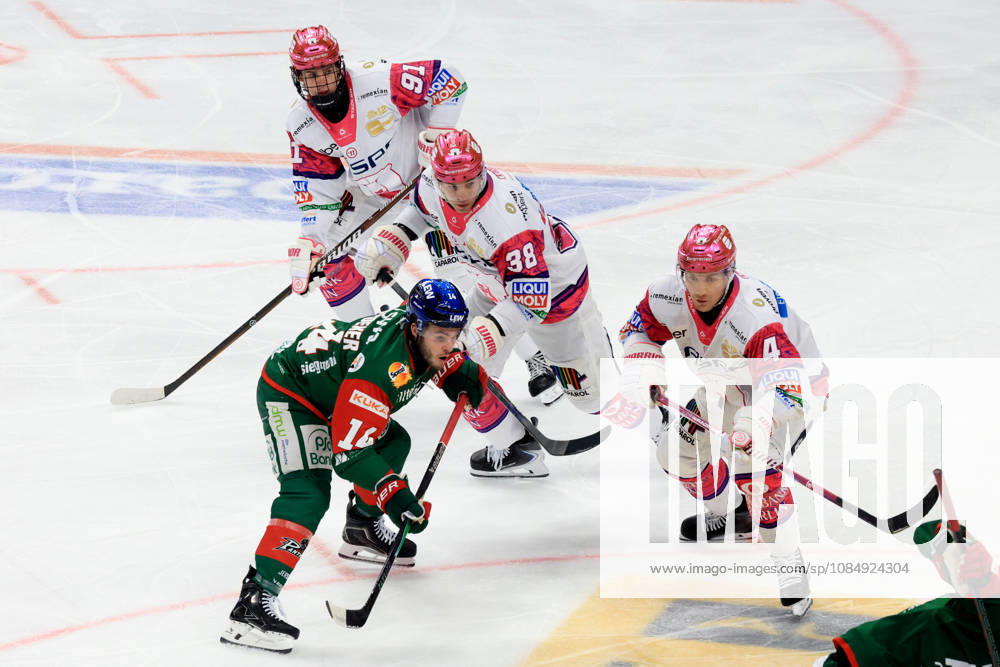 DEU, GER, Ice Hockey, Matchday 11, 2026–27 Season, Berlin, Eisbären Berlin vs. Augsburger Panther Tobias Krestan, Eisbären Berlin 91; Yannick Veilleux, Eisbären Berlin 38; Adam Smith, Eisbären Berlin 4; D. J. Busdeker, Augsburger Panther 14; nordphoto GmbH, Engler Berlin, Uber Arena Berlin, Germany