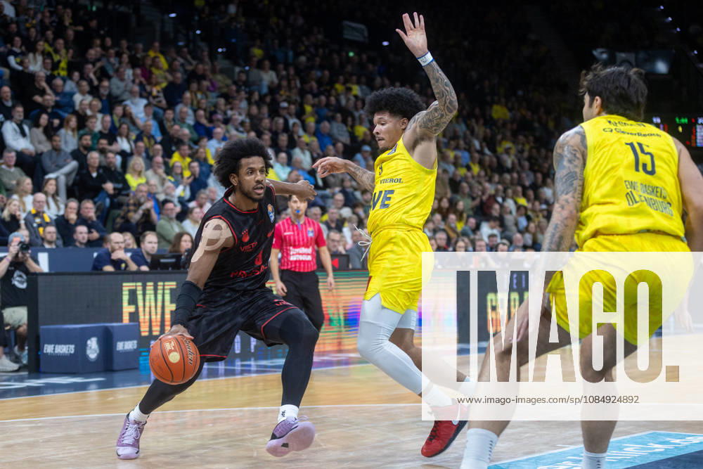 Oldenburg, Lower Saxony, Germany, October 23, 2026, Jordan Wright (left), BMA365 Bamberg Baskets; Tylan Pope (center), EWE Baskets Oldenburg; and Marcel Keßen (right), EWE Baskets Oldenburg. EWE Baskets Oldenburg vs. BMA365 Bamberg Baskets. Basketball 1. Basketball Bundesliga, 2026–2027 season, Matchday 6, Grosse EWE Arena: EWE Baskets Oldenburg vs. BMA365 Bamberg Baskets www.andreas-burmann.de