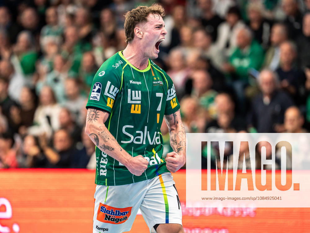 Victor Kloeve, Frisch Auf Goeppingen, 07, cheers loudly; Frisch Auf Goeppingen vs. ThSV Eisenach, Handball, 1st Bundesliga, Men s, 2026–2027 season, October 23, 2026, Frisch Auf Goeppingen vs. ThSV Eisenach, Handball, 1st Bundesliga, Men, 2026–2027 season, October 23, 2026, Goeppingen