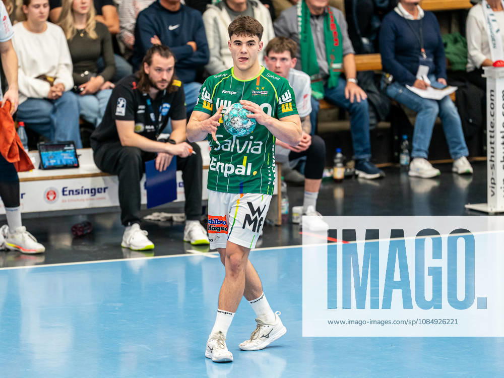Elias Newel, Frisch Auf Goeppingen, 40 on the ball, Frisch Auf Goeppingen vs. ThSV Eisenach, Handball, 1st Bundesliga, Men, 2026–2027 Season, October 23, 2026, Frisch Auf Goeppingen vs. ThSV Eisenach, Handball, 1st Bundesliga, Men, 2026–2027 Season, October 23, 2026, Goeppingen