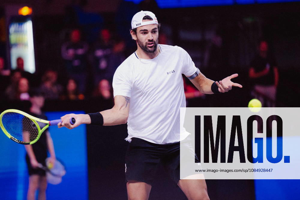 TENNIS - ATP, Tennis Herren Erste Bank Open VIENNA,AUSTRIA,23.OCT.26 - TENNIS - ATP Tour, Erste Bank Open, Red Bull BassLine. Image shows Matteo Berrettini (ITA). GEPAxpictures anderxSolc