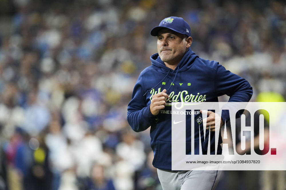 MLB, Baseball Herren, USA World Series Game 1 - Milwaukee Brewers vs Tampa Bay Rays Tampa Bay Rays Manager Kevin Cash in action prior to the Major League Baseball (MLB) World Series Game 1 between the Milwaukee Brewers and Tampa Bay Rays at American Family Field in Milwaukee, Wisconsin, USA, 23 October 2026. MILWAUKEE WISCONSIN UNITED STATES
