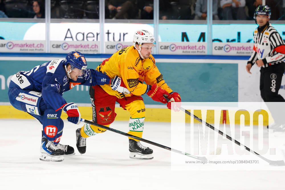 Swiss Life Arena, Zurich, SWITZERLAND, 2026–2027 Season, Men s Ice Hockey National League, ZSC Lions vs. SCL Tigers, Dean Kukan (ZSC Lions) vs. Jonathan Dahlen (SCL Tigers)