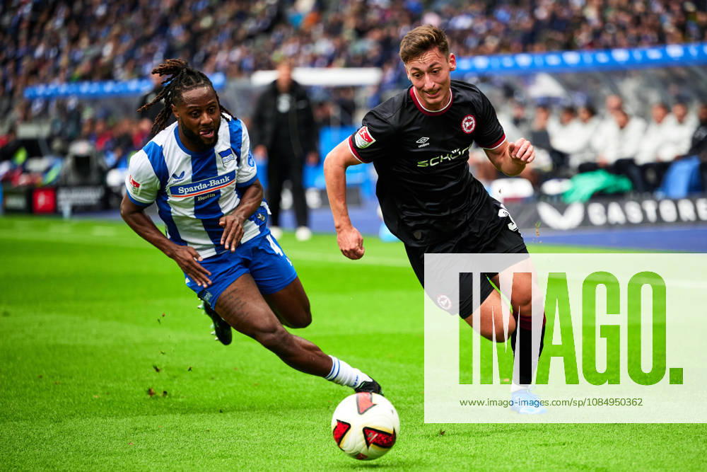 Deyovaisio Zeefuik, Hertha BSC, 42; Marius Woerl, Arminia Bielefeld, 38; GER; Hertha BSC vs. Arminia Bielefeld, 2. Bundesliga, 2026–27 season, Matchday 9, October 24, 2026 DFL regulations prohibit any use of photographs as image sequences and or quasi-video GER, Hertha BSC vs. Arminia Bielefeld, 2. Bundesliga, 2026–27 season, Matchday 9, October 24, 2026, Berlin