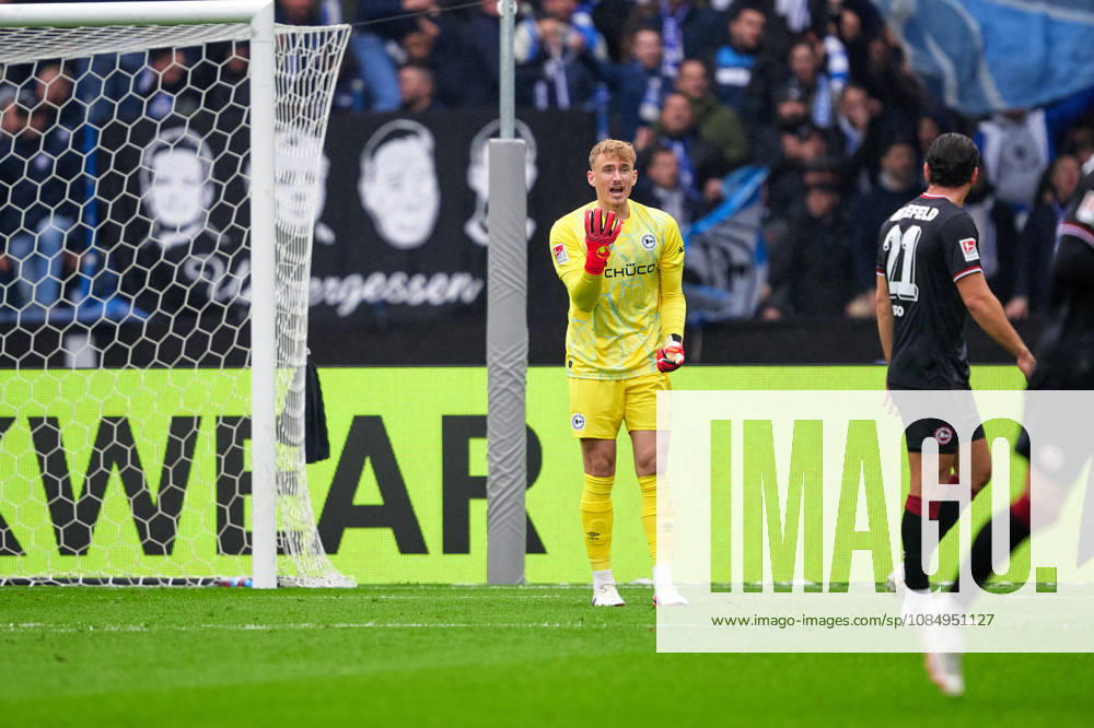 Jonas Kersken Arminia Bielefeld, 01, GER, Hertha BSC vs. Arminia Bielefeld, 2. Bundesliga, 2026–27 season, Matchday 9, October 24, 2026 DFL regulations prohibit any use of photographs as image sequences and or quasi-video GER, Hertha BSC vs. Arminia Bielefeld, 2. Bundesliga, 2026–27 season, Matchday 9, October 24, 2026, Berlin