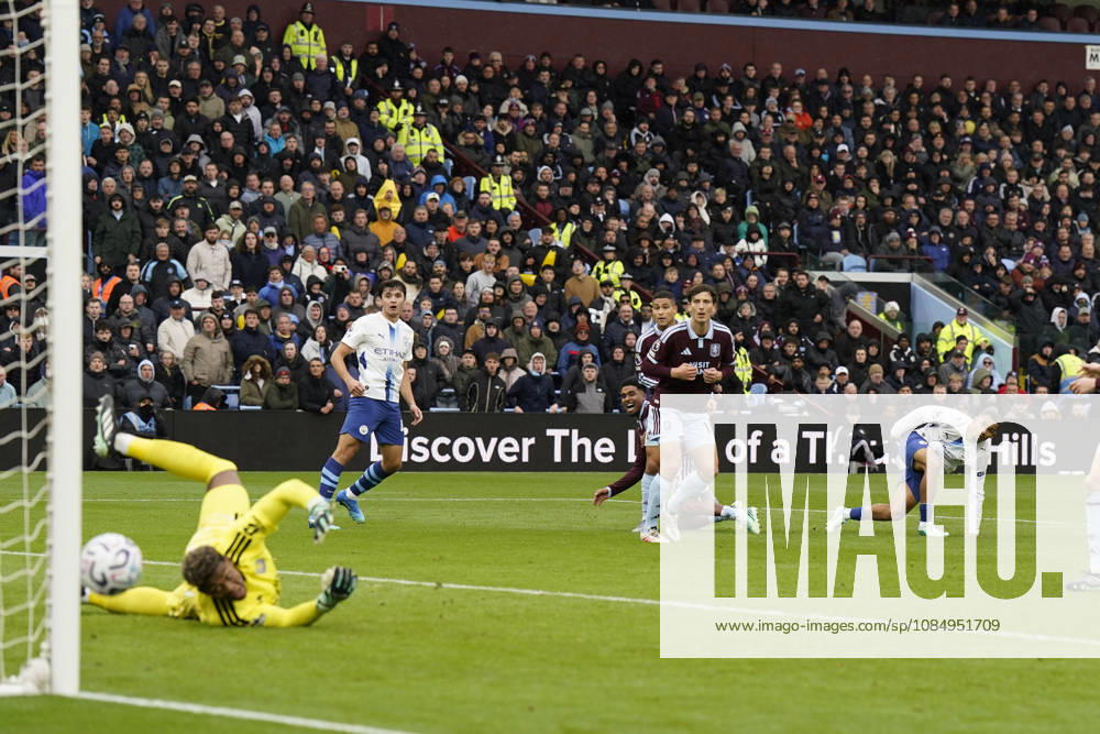 Birmingham, England, 24th October 2026. Iliman Ndiaye of Manchester City has a shot on goal which hits the post during the Aston Villa vs Manchester City Premier League match at Villa Park, Birmingham. Picture credit should read: Andrew Yates Sportimage . SPI_031_AY_Villa_Man_City SPI-5099-0031