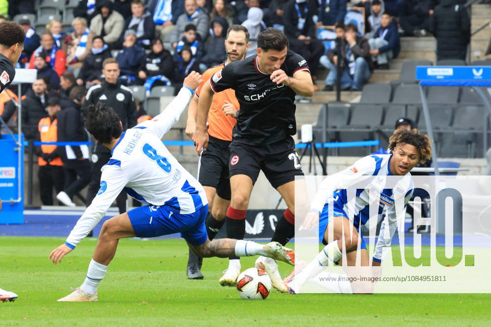 Germany, Soccer, Bundesliga 2, Matchday 9, 2026–2027 Season, Berlin Olympic Stadium, Hertha BSC vs. Arminia Bielefeld, Kevin Sessa, Hertha BSC Berlin 8, Oluwaseum Victor Adewumi Hertha BSC Berlin 19 STEFANO RUSSO Arminia Bielefeld 21 2. Bundesliga DFB DFL regulations prohibit any use of photographs as image sequences and or quasi-video nordphoto GmbH Engler Berlin Berlin Olympic Stadium Berlin Germany