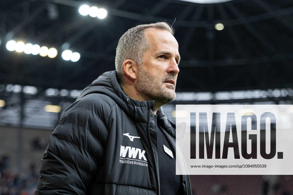 Germany: FC Augsburg vs. Union Berlin, Bundesliga 1, Matchday 7, 2026–27 Season, WWK Arena, Augsburg; Manuel Baum, Coach, FC Augsburg; Portrait photo, portrait, individual shot, portrait, Augsburg, WWK Arena, Bavaria, Germany